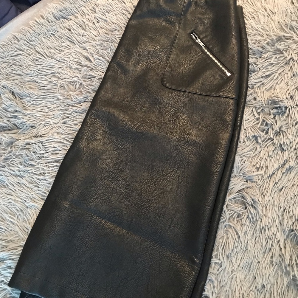 Faux leather pencil skirt